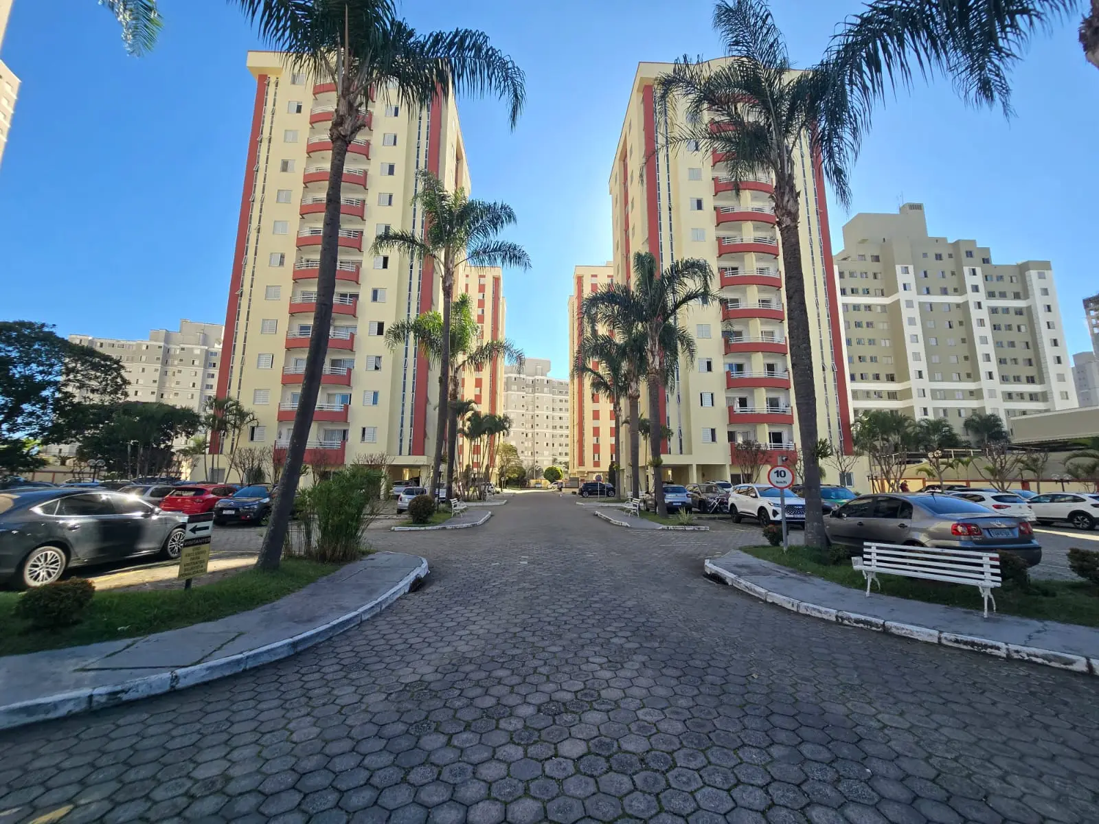 Condomínio do apartamento à venda no Torres do Parque, Parque Industrial, São José dos Campos